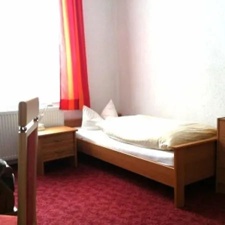 Hotel Zum Goldenen Loewen 3*