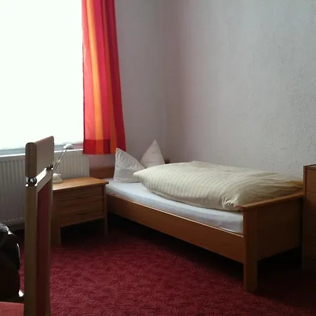 Zum Goldenen Loewen 3*