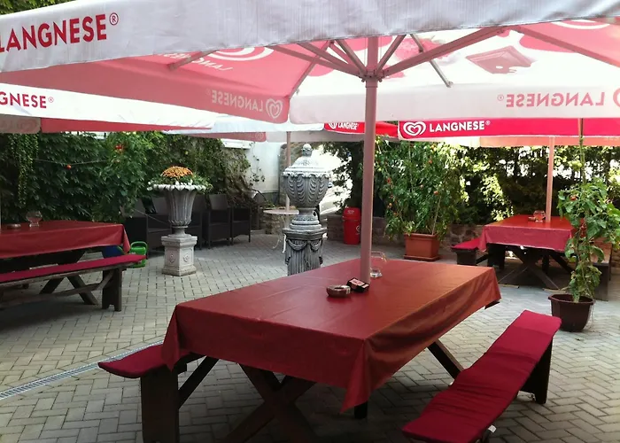 Zum Goldenen Loewen 3*