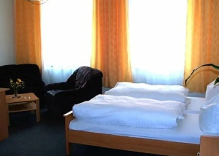 Hotell Zum Goldenen Loewen 3*