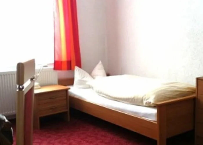 Hotell Zum Goldenen Loewen 3*