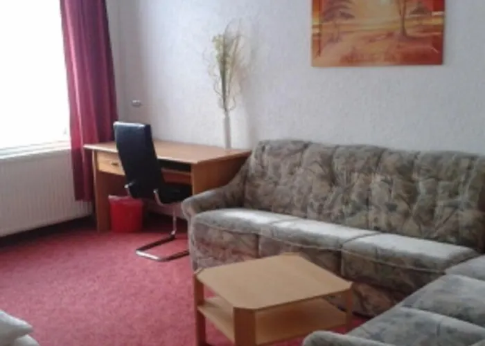 Zum Goldenen Loewen Hotell 3*